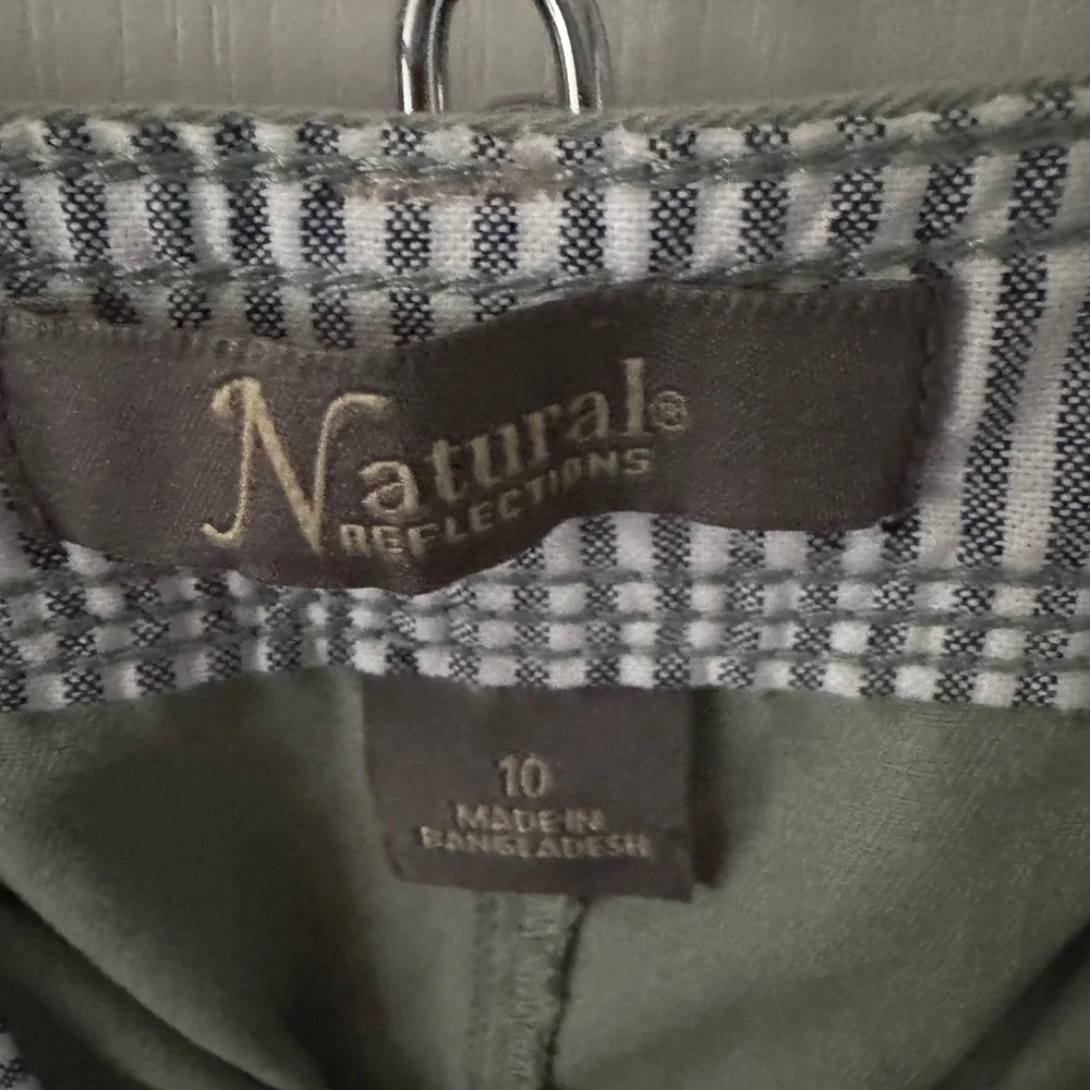Natural Reflections Olive Green Women's Casual Shorts